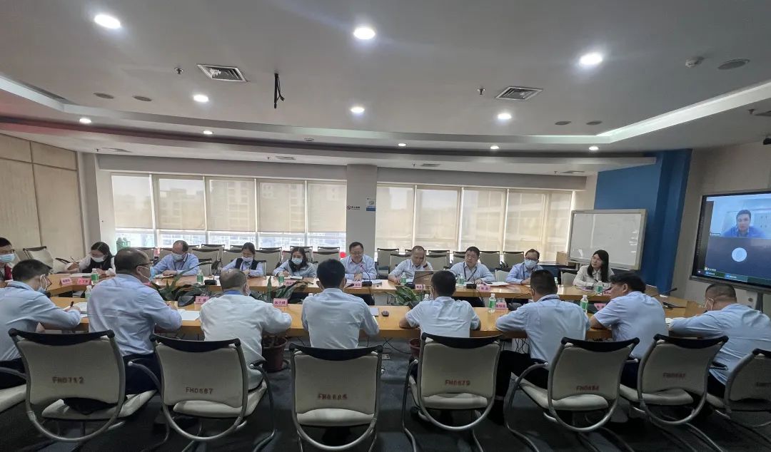 廣東省學(xué)雷鋒標兵藍建杏：讓新時代的雷鋒精神閃耀在風(fēng)華高科生產(chǎn)線